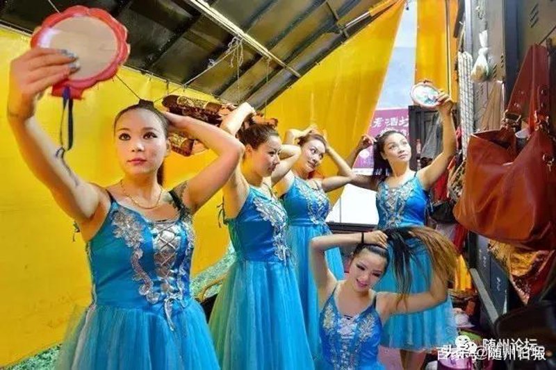 随州舞蹈培训:舞动青春的步伐